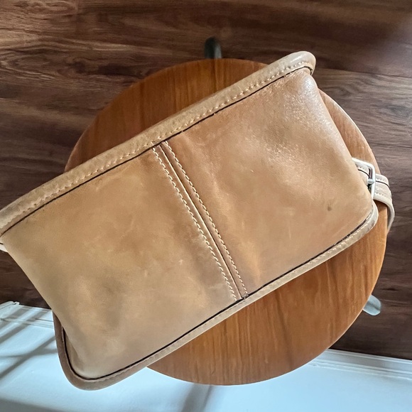 Vintage Coach Janice 9950 Legacy Crossbody - Picture 5 of 11